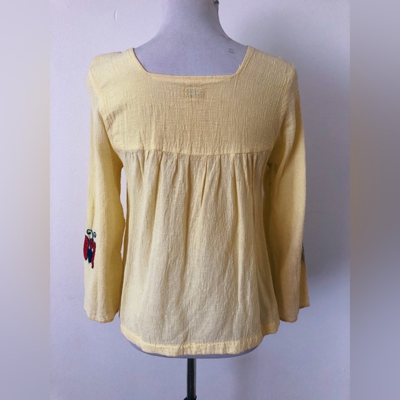 Vintage 60s Indian Cotton Gauze Blouse with Embroidered Butterflies - Picture 10 of 10